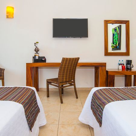 Отель Quinta Bella Huatulco Экстерьер фото
